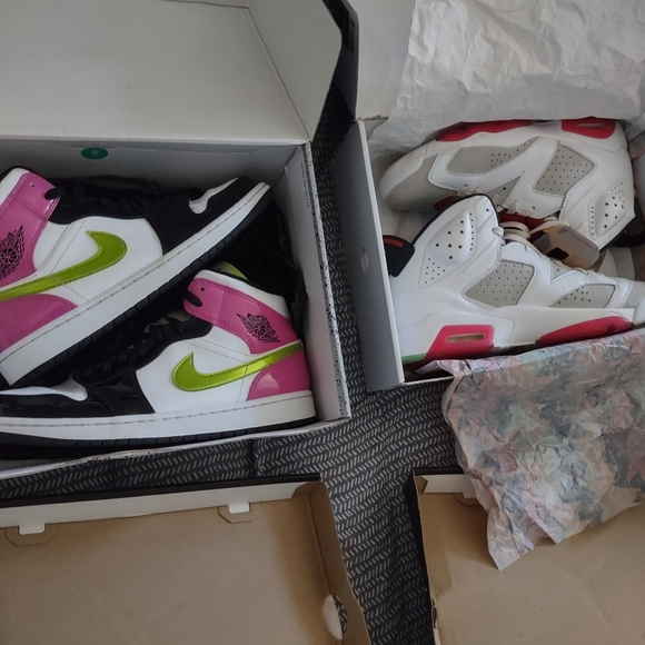 Nike and Air Jordan Sneakers Collection - Picture 4 of 5